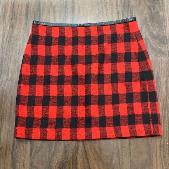 Madewell Buffalo Plaid Skirt - Picture 1 of 6